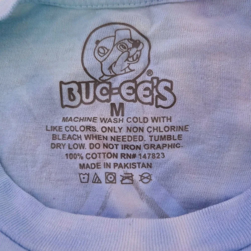 Buc-ee's No‎ Worries Tie Dye Graphic T-Shirt Mens Medium Pastel Blue Pink Orange